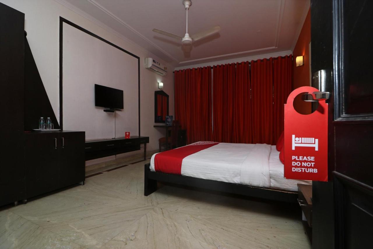 Hotel O Rk Residency Sohana Bagian luar foto