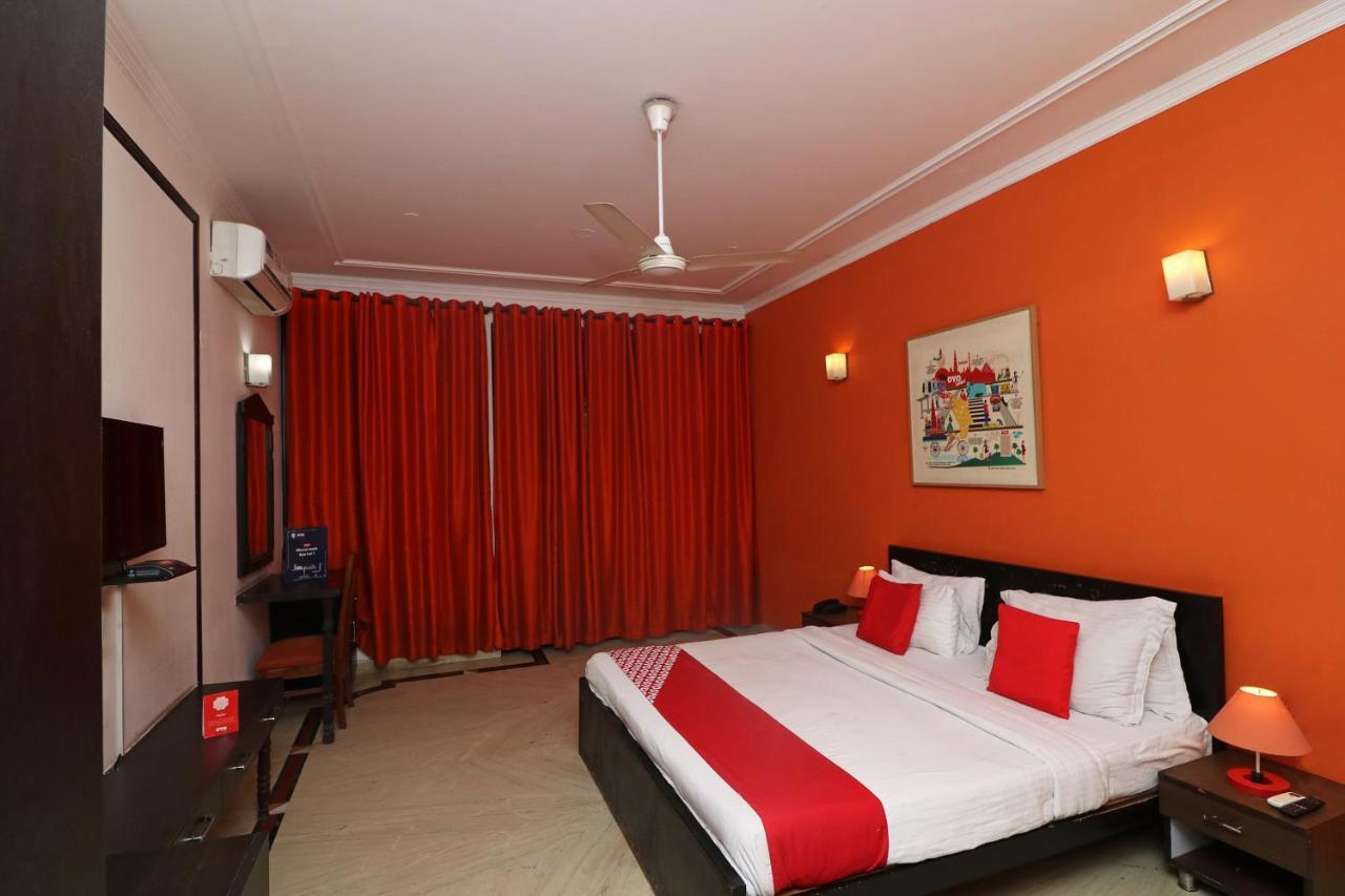 Hotel O Rk Residency Sohana Bagian luar foto